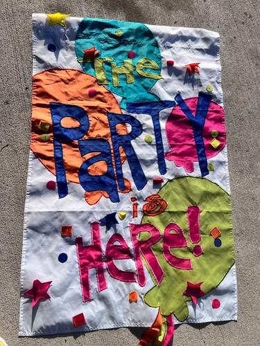 Big & Bold Birthday Party Garden Flag – 29" x 44" for a Festive Touch - 第 2/5 張圖片