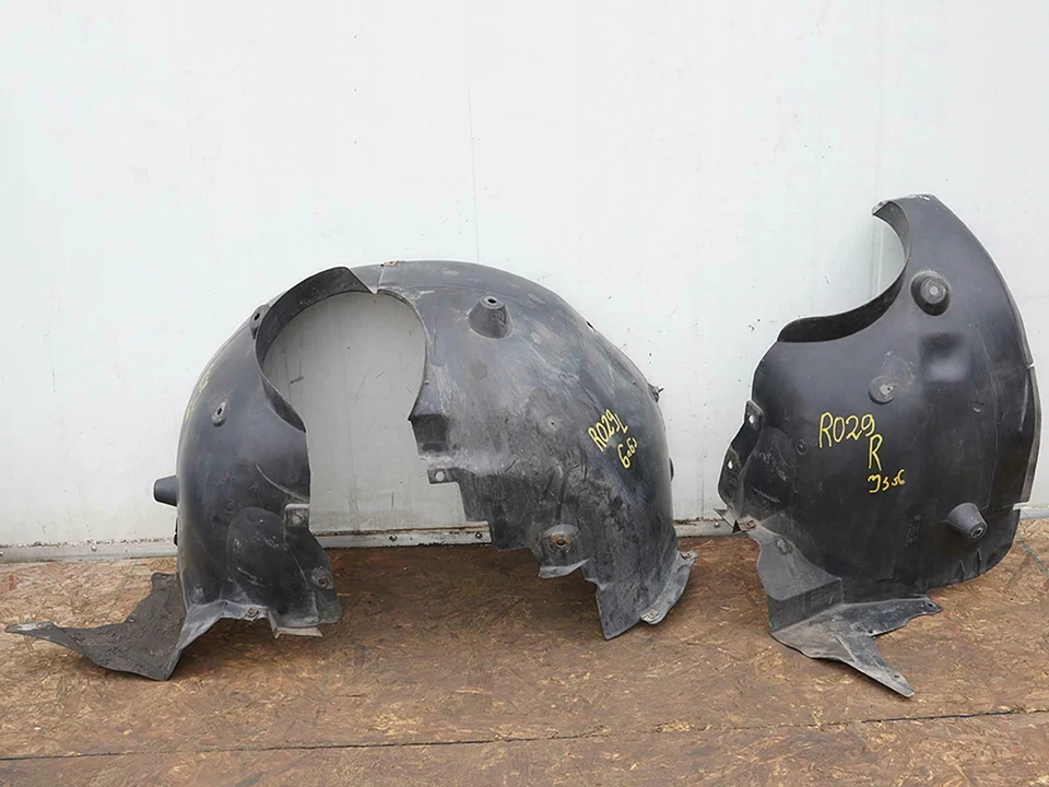 2005 - 2008 Mercedes Benz Slk Class Slk350 Fender Splash Mudguard Left Right - Image 4 of 4