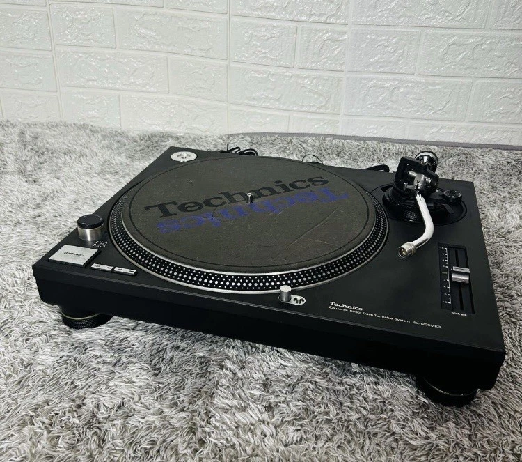 Technics SL-1200MK3 ブラック Technics SL-1200MK3 ブラック カートリッジ付属】Technics SL-1200mk3