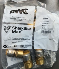 (6 Pk) SharkBite Max 3/4 x 3/4 Inch FNPT Adapter, UR088