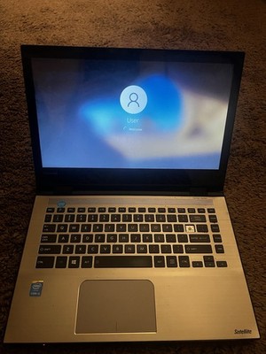 Toshiba Satellite Laptop Intel Core i3 Built-in Webcam with Power Adapter