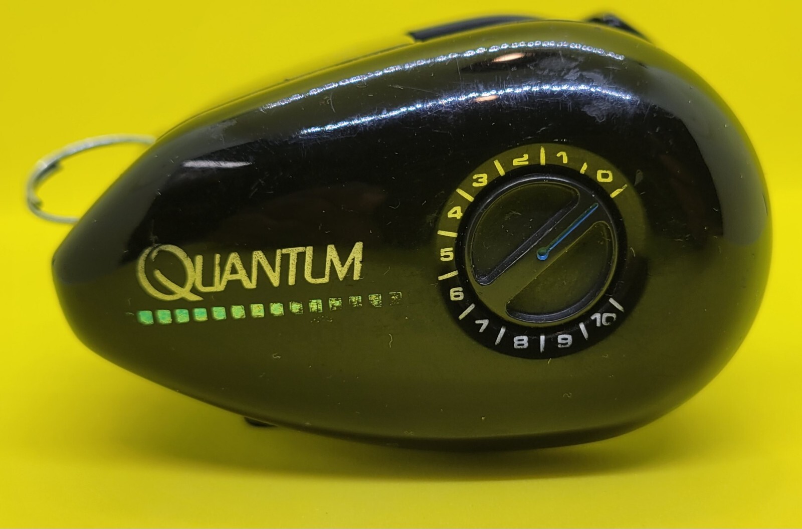 Zebco Quantum EX200 2 Ball Bearing Bait casting Reel Black