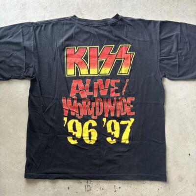 Vintage 90s Kiss Alive Worldwide Tour 1996 1997 T Shirt Size Vintage 90s Kiss Alive Worldwide Tour 1996 1997 T Shirt Size