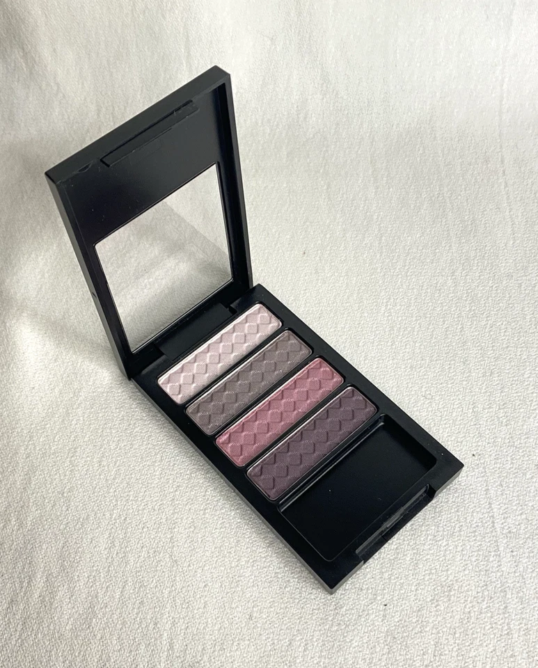 REVLON Colorstay EYESHADOW Quad ~ BERRY BLOOM #10 ~ NEW - Image 3 of 3