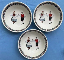Set of THREE Figgjo Hardanger Dancers Coupe Cereal Bowls Made in Norway