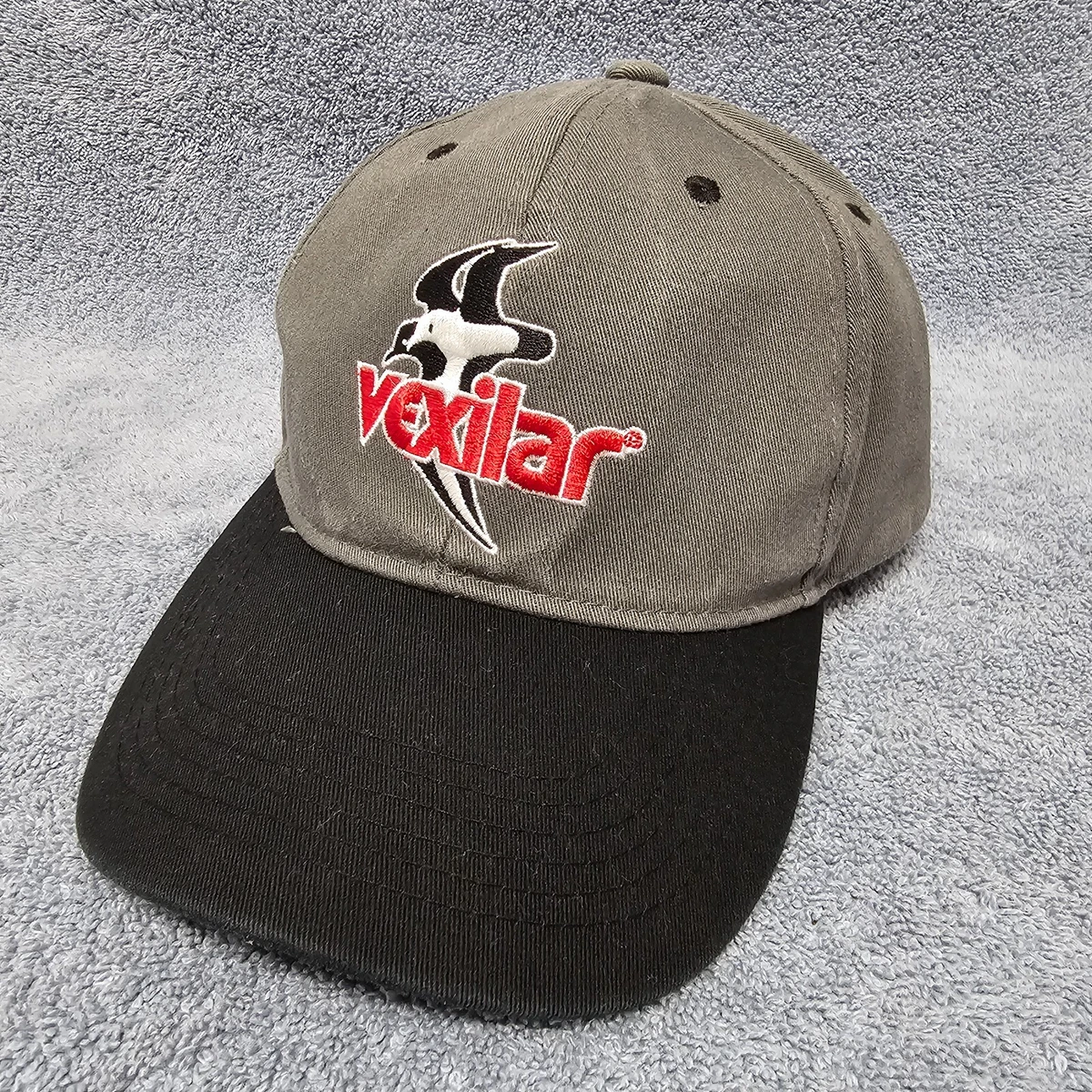 Vexilar hat sales
