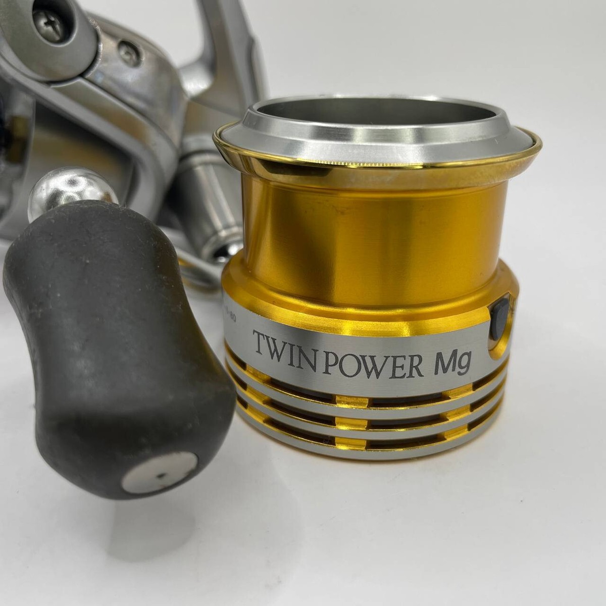 Shimano Rare 09 Twin Power Mg 2500S Spinning Reel Made in Shimano Rare 09 Twin Power Mg 2500S Spinning Reel Made in