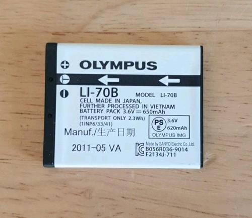 Olympus VG-130 14MP Digital Camera In Silver Tested Working Boxed - Picture 9 of 12