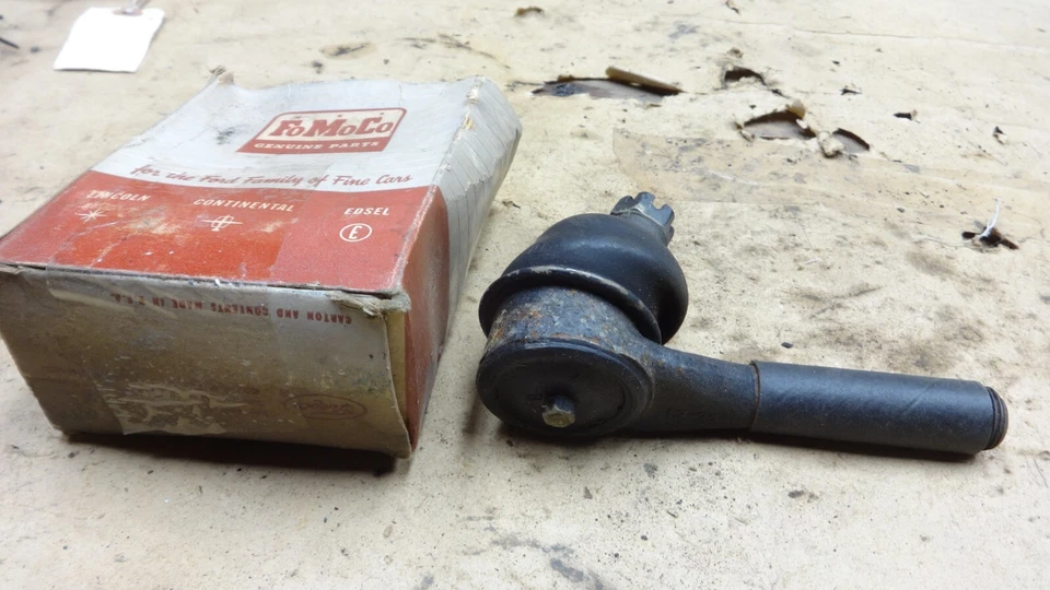 Nuevo de Lote Antiguo Ford Fairlane 1963 Izquierdo Exterior Tie Rod End Original Mercury Meteor con PS Foto 2 de 4