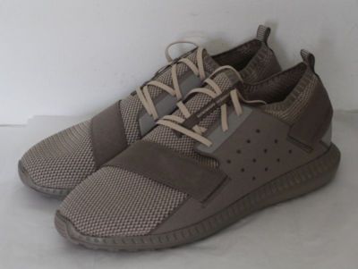 UNDER ARMOUR THREADBORNE SHIFT MEN'S LIFE STYLE SHOES SANDSTORM SIZE 12.5