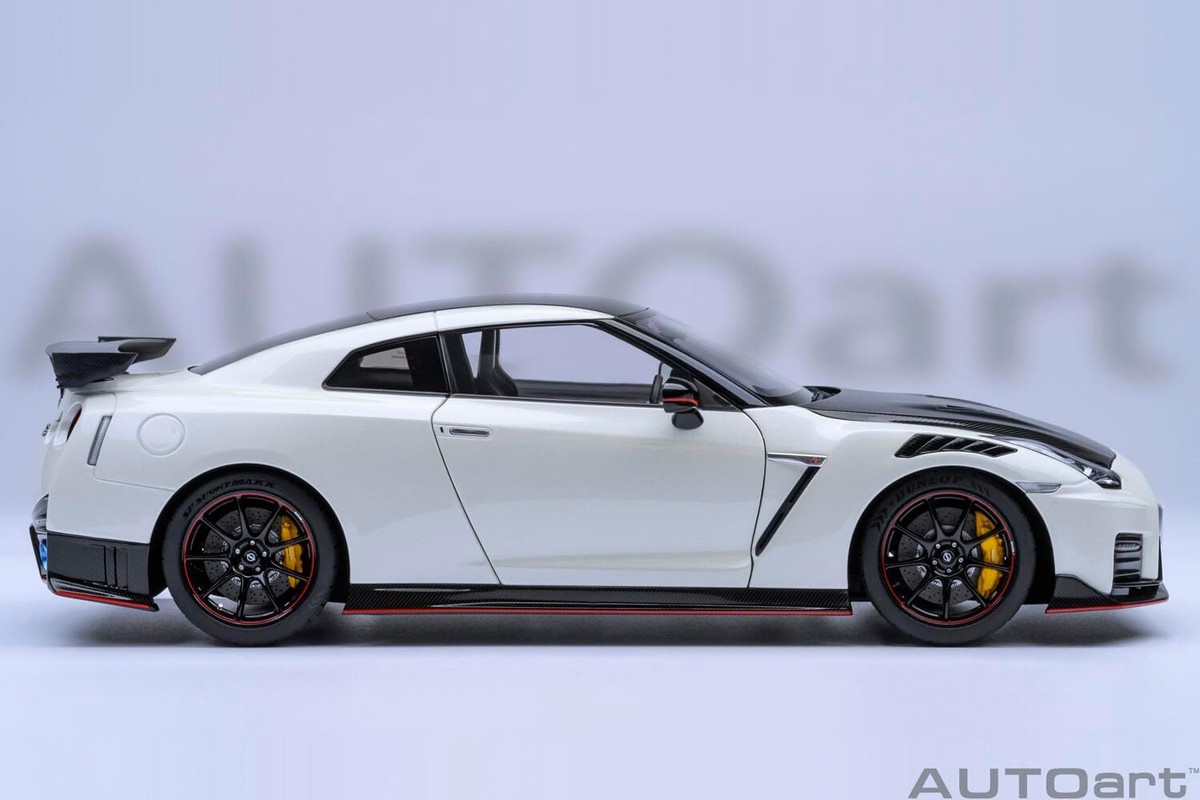AUTOart 1/18 Nissan GT-R (R35) Nismo Special Edition Brilliant