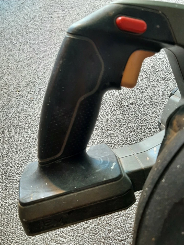 Porter Cable PC186CS 18v Cordless 6-1/2" Circular Saw Bare Tool Only *See pics - Image 3 of 4