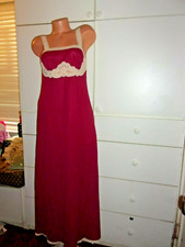 Vanity Fair maxi length plum ivory lace nightgown Sz 36