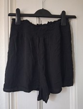 Cute size S New Look cheesecloth, lightweight, flippy Shorts