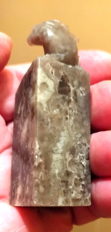 Vintage  Chinese Soap Stone Animal  Seal Figurine  Rabbit. - Image 4 of 4