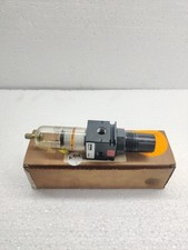 PARKER B35-02AHC FILTER REGULATOR ( NEW OPEN BOX )
