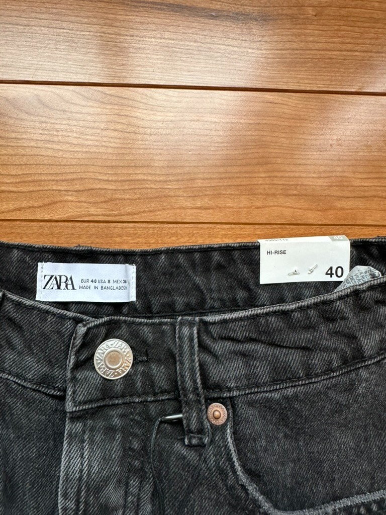 Zara Black Frayed Hem High Rise Button Fly Black Denim Shorts Size 8 thumbnail 2