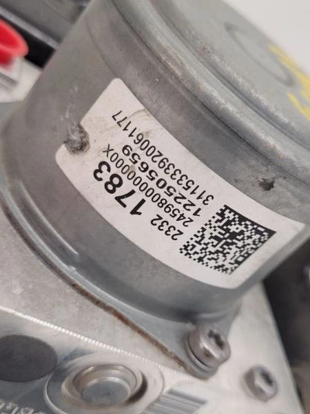 2016 BUICK REGAL 防抱死制动部件组件 WO 自适应巡航 23383118 — 第 3/4 张图片