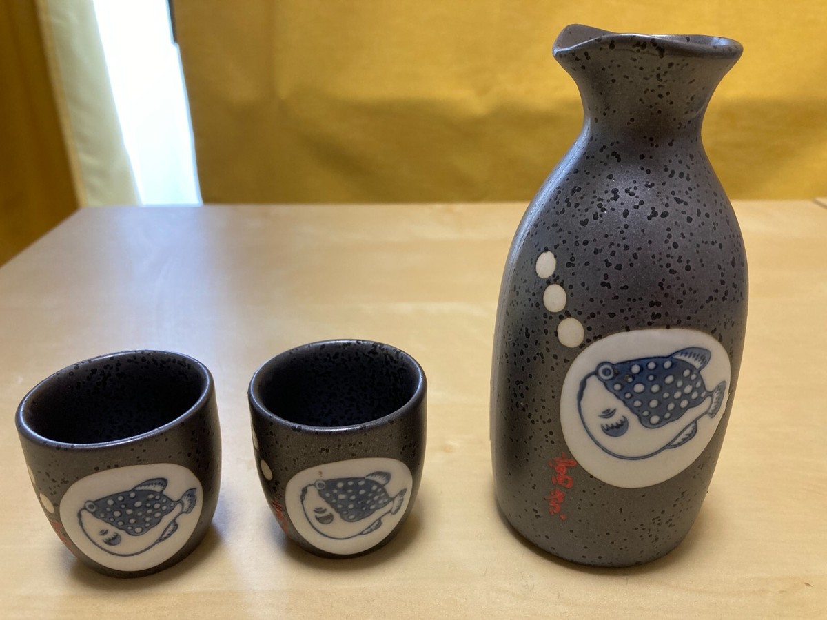 DAISO Tokkuri (sake bottle) & 2 Ochokos (sake mini cup) sets