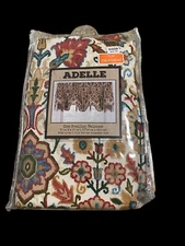adelle one scallop valance 70 x 17  100% Cotton new in package