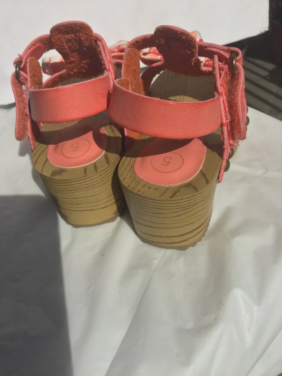 Genuine Kids From Oshkosh litle girls sandals shoes 5 pink