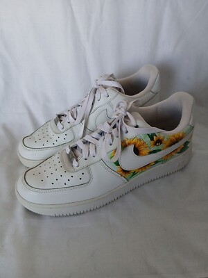 Nike Air Force 1 White W/ Sunflowers Mens Size 8.5 Womens 10.5 Great Condition 