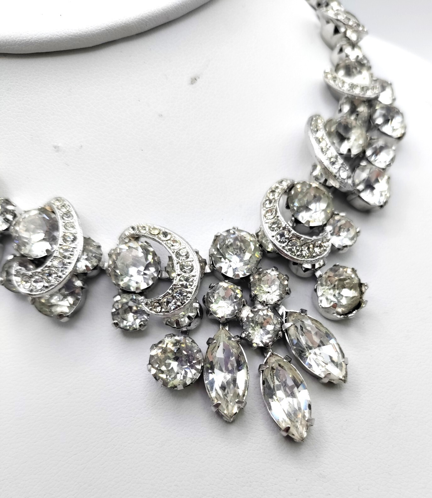 Weiss Signed Clear Rhinestone Statement Dangle Ne… - image 3