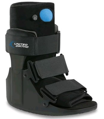United Ortho Short Air Cam Walker Fracture Boot, Medium, Black New