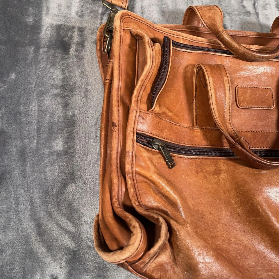 Vintage Tumi Pasta de Couro Genuíno Bolsa Mensageiro Laptop Marrom Bronzeado Colombiano - Imagem 4 de 4