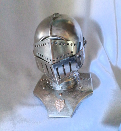 Medieval Metal Knight Helmet Reproduction Decorative Display, Silver
