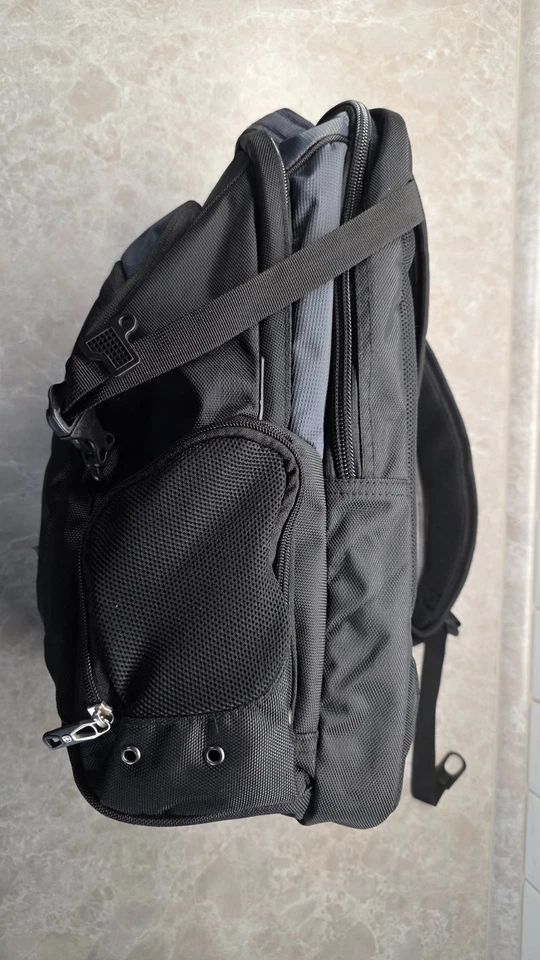 Wenger, Business, Herren, Notebook, Laptop, Rucksack, schwarz/grau, Neuwertig! - Bild 4 von 4