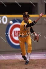 EM40 Kent Tekulve Pittsburgh Pirates 8x10 11x14 16x20 Photo