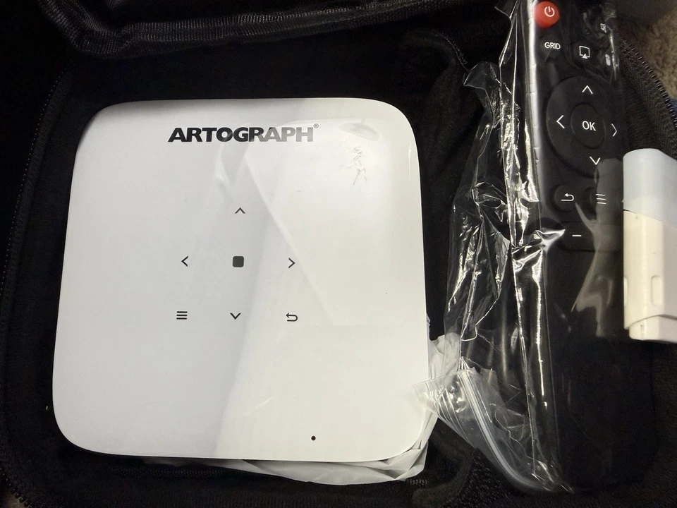 Artógrafo FLARE 500 4k Habitación Proyector Arte 400 Lúmenes 16:9 Foto 2 de 2