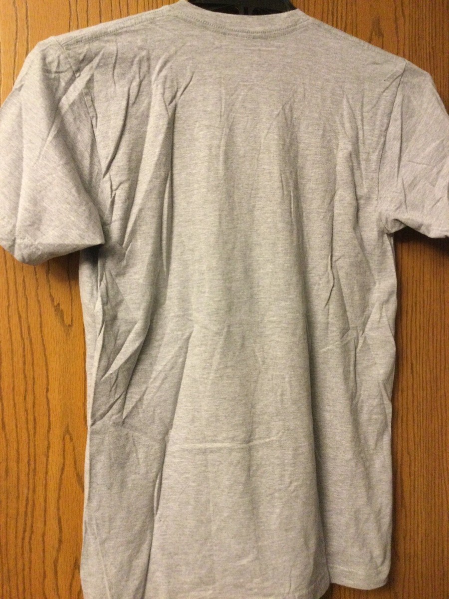 Wonder Woman (Kellie Davila) - Gray Shirt - M.   View 3