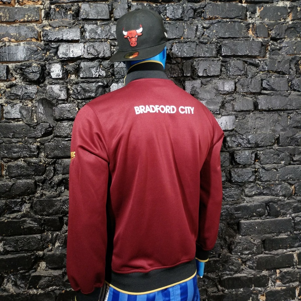 Veste D'entraînement Bradford City Taille L - Polyester Zippé, Occasion En Parfait état