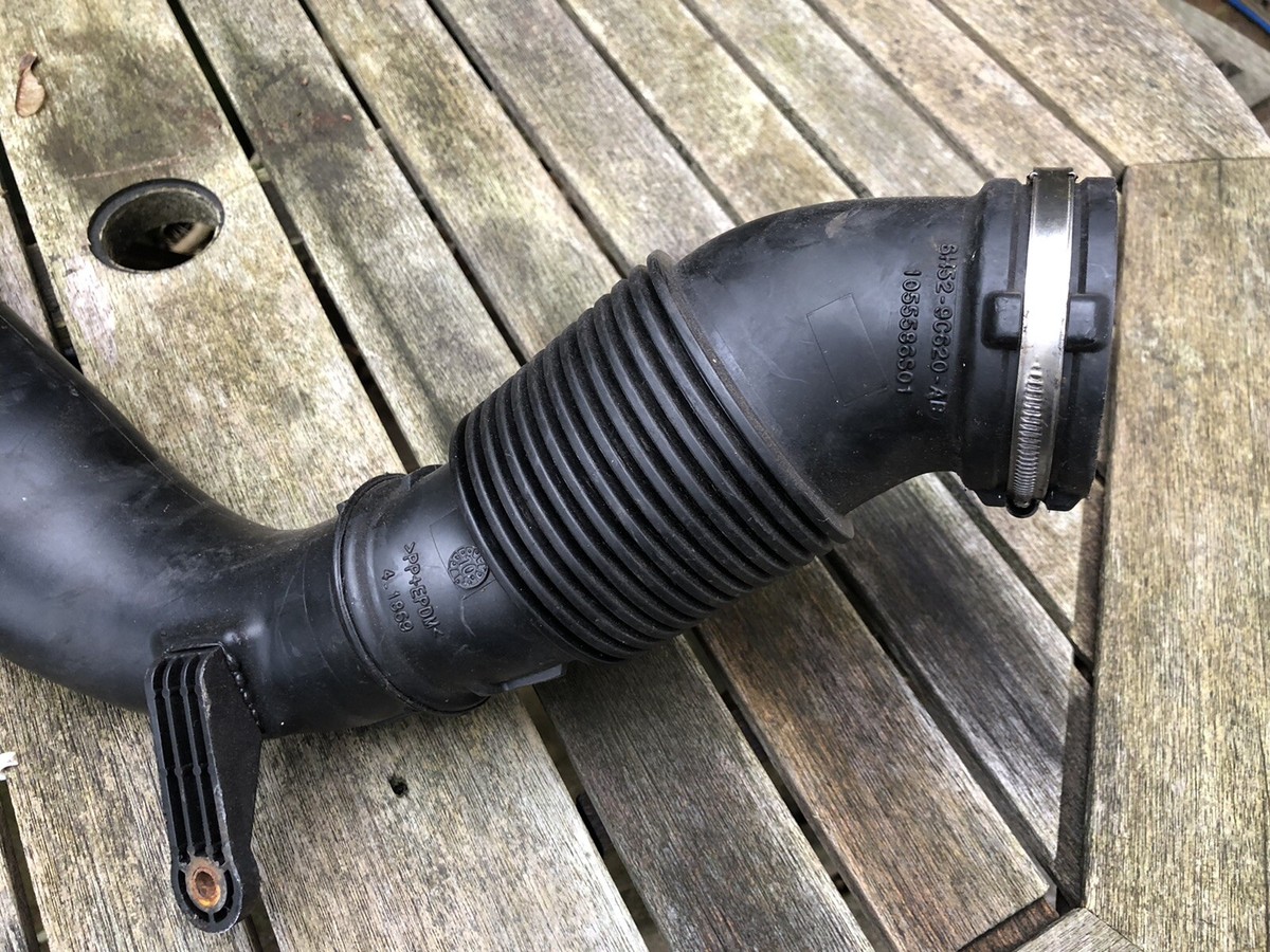 LAND RANGE ROVER TURBO AIR TAKE PIPE PART NO. 1055565S01 | eBay