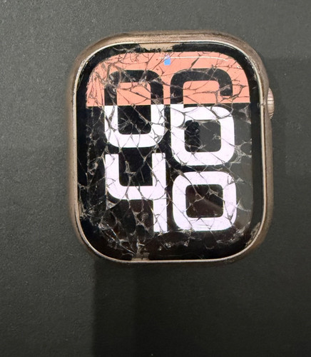 Apple Watch Series 10 46mm Cellular Rose Gold - Cracked Screen / For Parts
