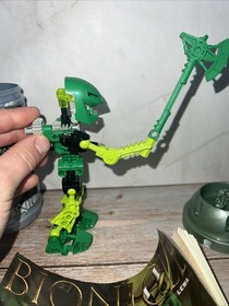 LEGO Technic Bionicle 8535 Toa Mata Lewa 2001 with Great Manual and Canister