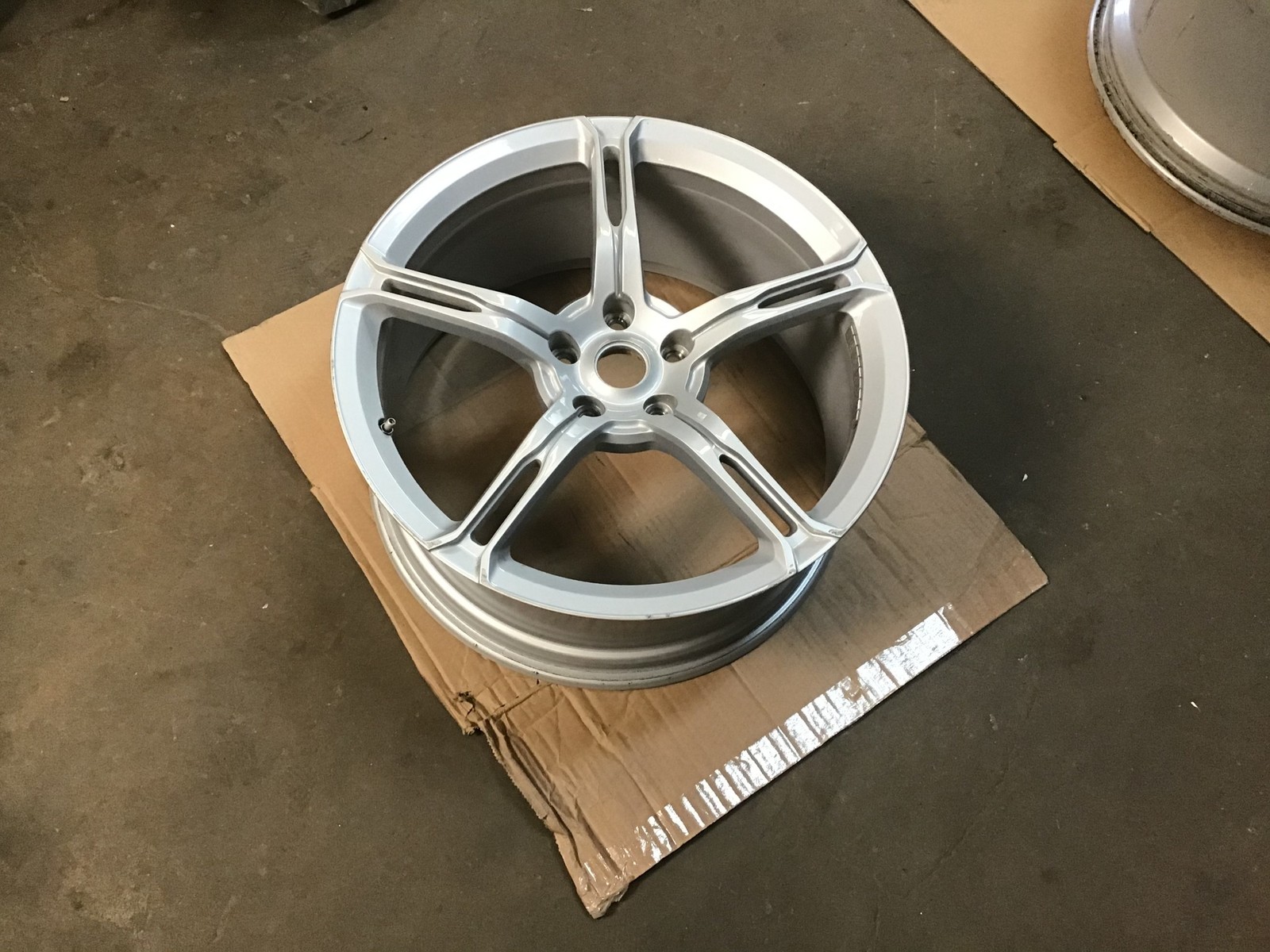 McLaren 650S 2015 Front Wheel Rim 19X8.5 Size 19 Inch 15-17 :A