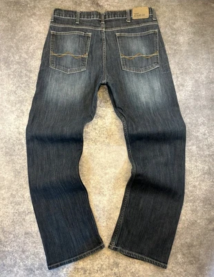 Men’s premium wrangler straight fit jeans | dark blue | 32 waist - Image 1 of 4