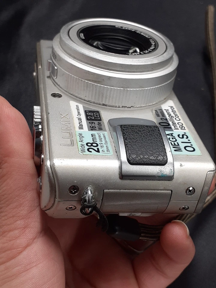 Fotocamera Panasonic Lumix DMC-LX2  Funzionante (#349) - Immagine 3 di 4
