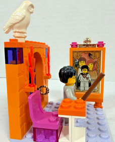 LEGO (4721) Harry Potter: Hogwarts Classroom - w/Box & Instructions - READ DESC.