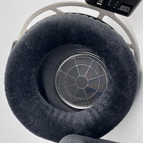 Beyerdynamic T1 2nd Generation Audiophile Tesla Hi-Fi Headphone From Japan - Image 4 of 4