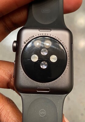 Apple Watch Series 3 GPS 42 Mm Space Gray Aluminum With Apple Watch Series 3 GPS 42 Mm Space Gray Aluminum With