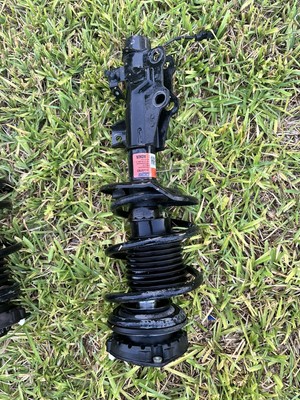 17 Chevy Camaro Zl1 Front Right Passenger Shock Strut Assembly 