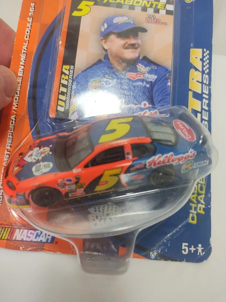 Coche fundido a presión escala 1/64 Terry Labonte Kelloggs Racing Racing Champions Nascar Foto 3 de 4