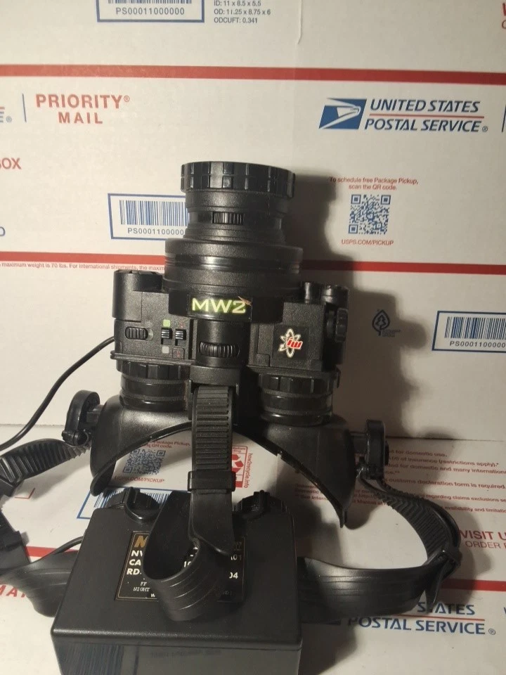 Preços baixos em Infinity Ward óculos de visão noturna | eBay