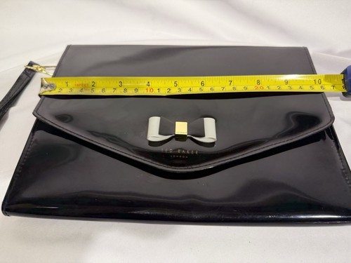 Ted Baker Clutch mit Schleife Cersei schwarz Lackleder mit Handschlaufe - Bild 5 von 5