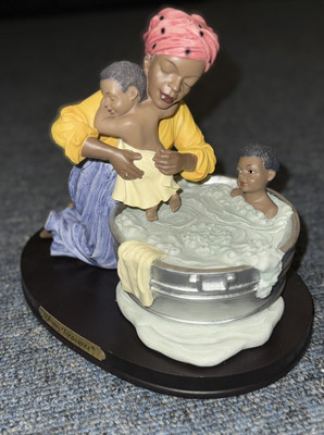 Ebony Treasures Figurine United Treasures UTI Mother Bathing Boys In Metal Tub
