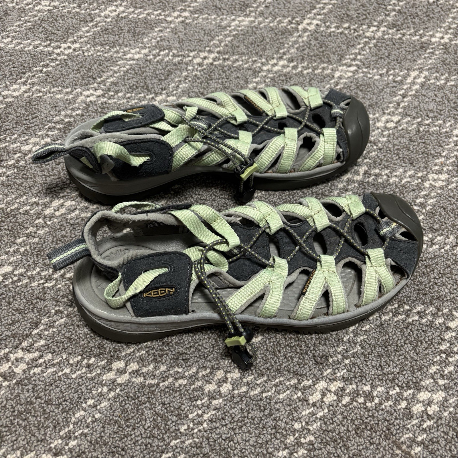 KEEN Sandali da donna Whisper taglia 8 5 verde scarpe da trekking passeggio